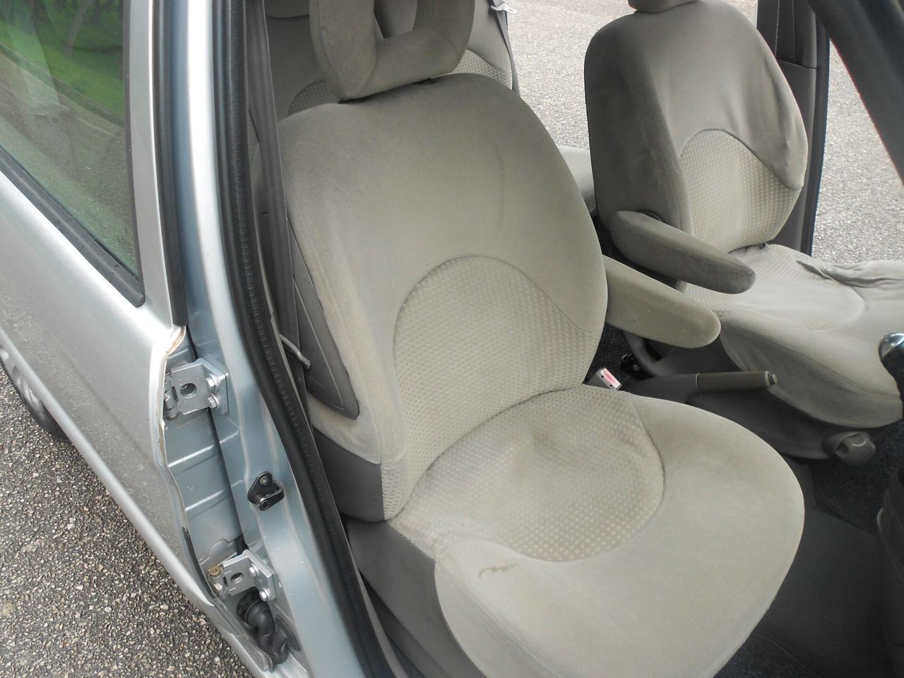 PICASSO 2.0hdi(VELLUTO-C.LEGA-CLIMATRONIC)90cv