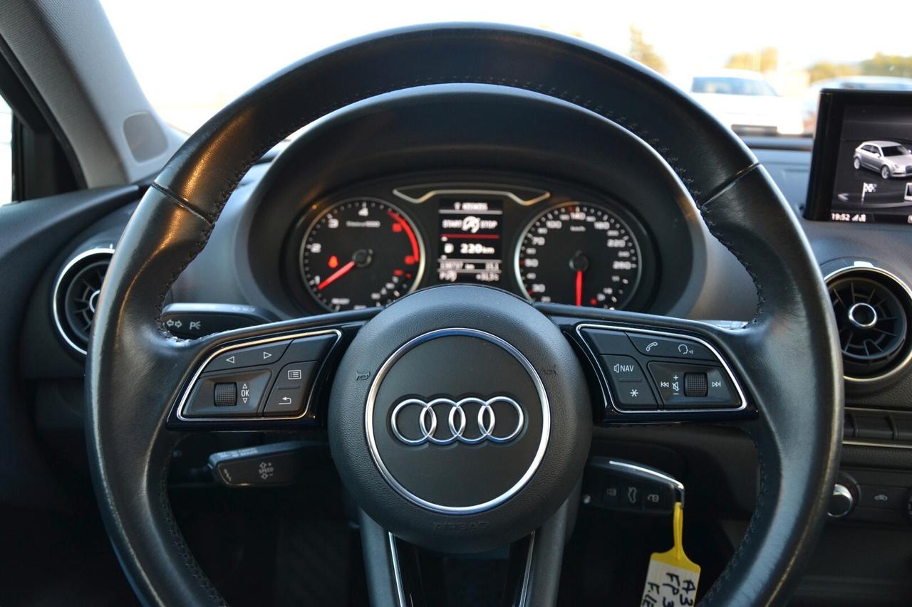 AUDI A3 2.0 TDI S-Tronic Business SB '18