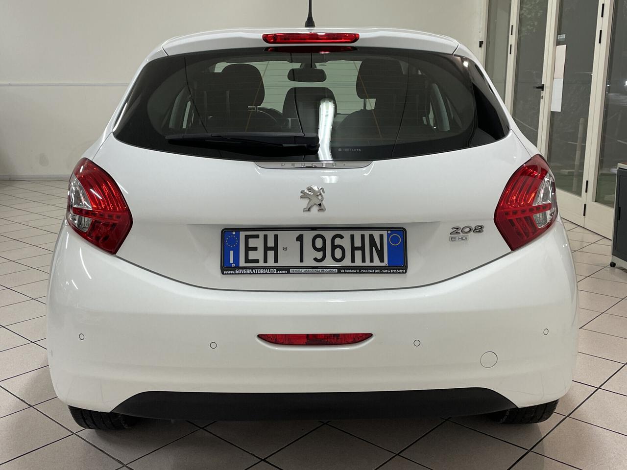 Peugeot 208 1.6 e-HDi 92 CV S&s 5 porte Allure