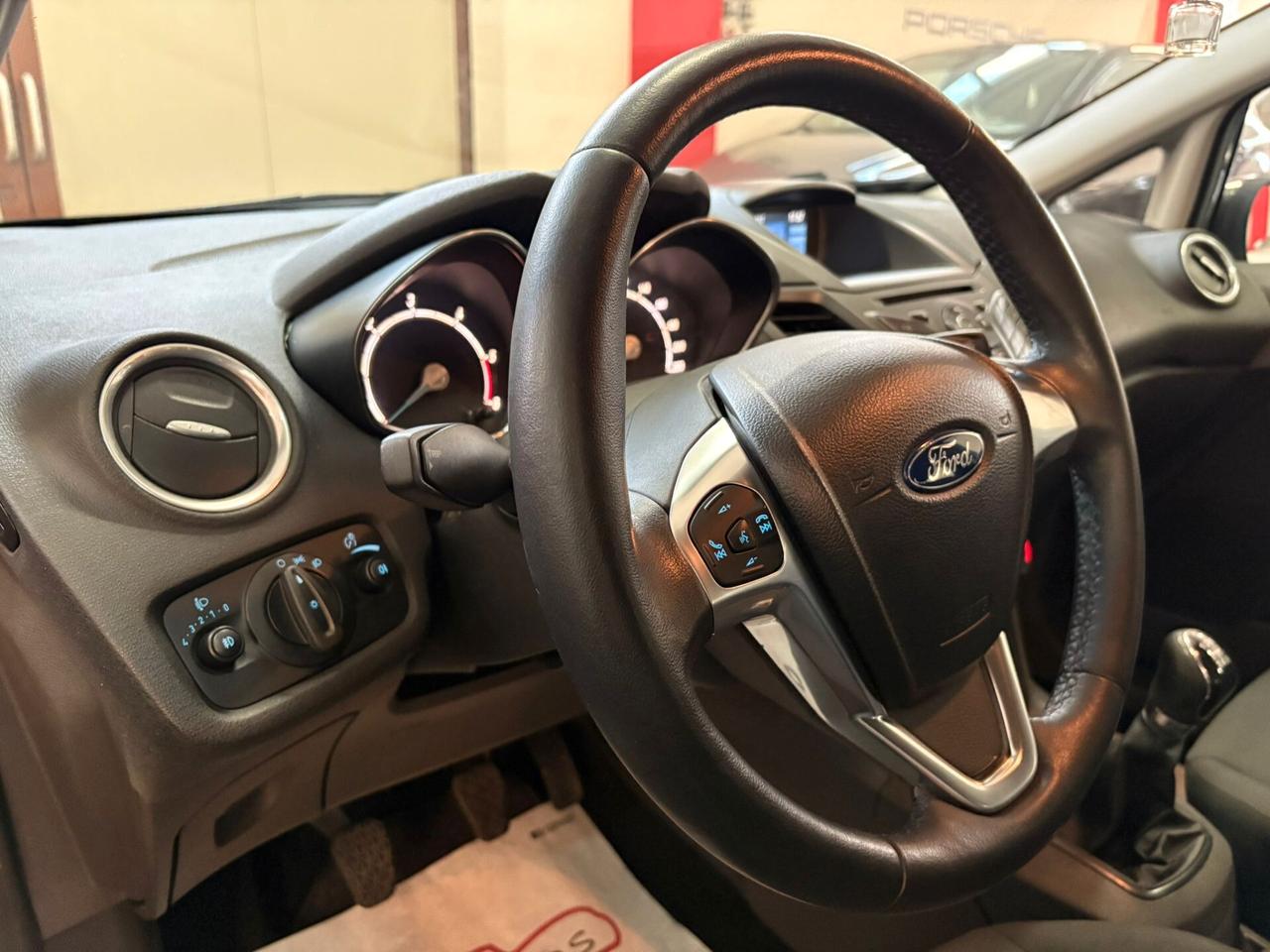 Ford Fiesta 1.5 TDCi 75CV 5 porte Business