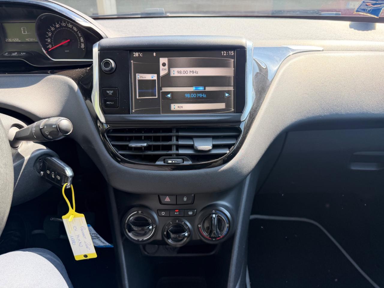 Peugeot 208 1.2 VTi 82 CV 3 porte Allure