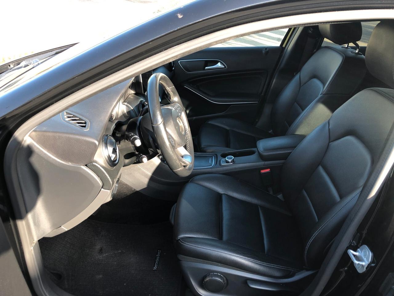 Mercedes-benz A 180 d Premium