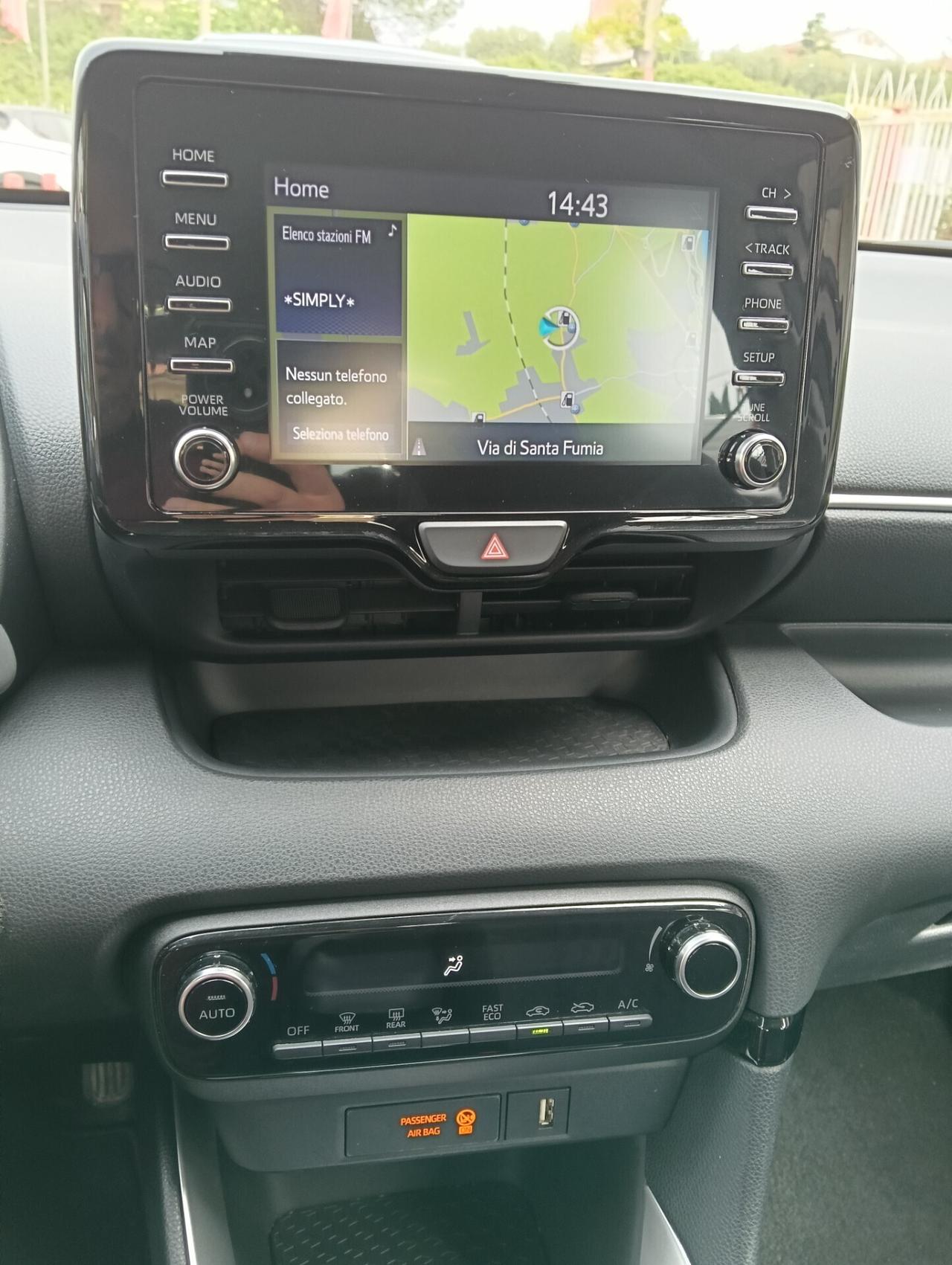 Toyota Yaris 1.5 Hybrid 5 porte Trend
