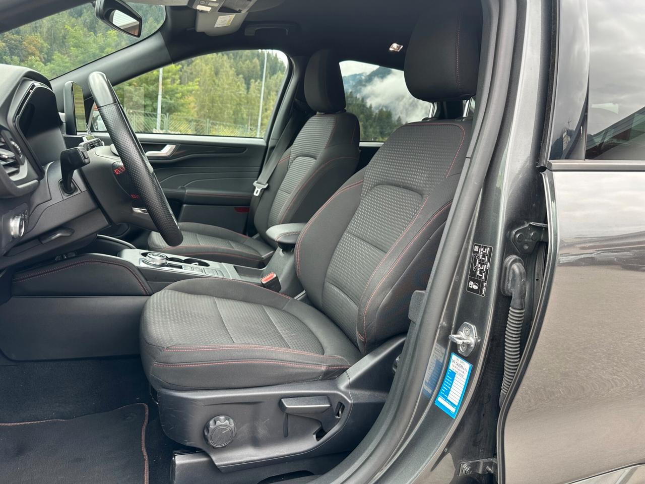 Ford Kuga 2.5 Full Hybrid 190 CV CVT AWD ST-Line