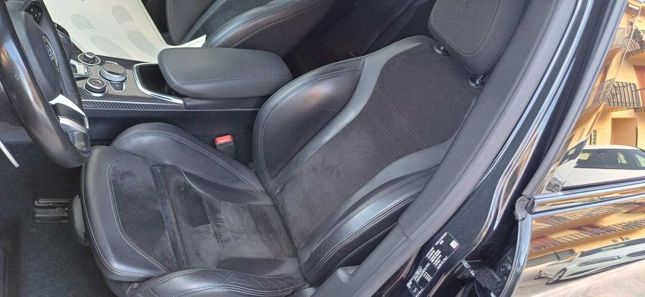 Alfa Romeo Stelvio 2.2 210 CV Q4 Veloce Tì
