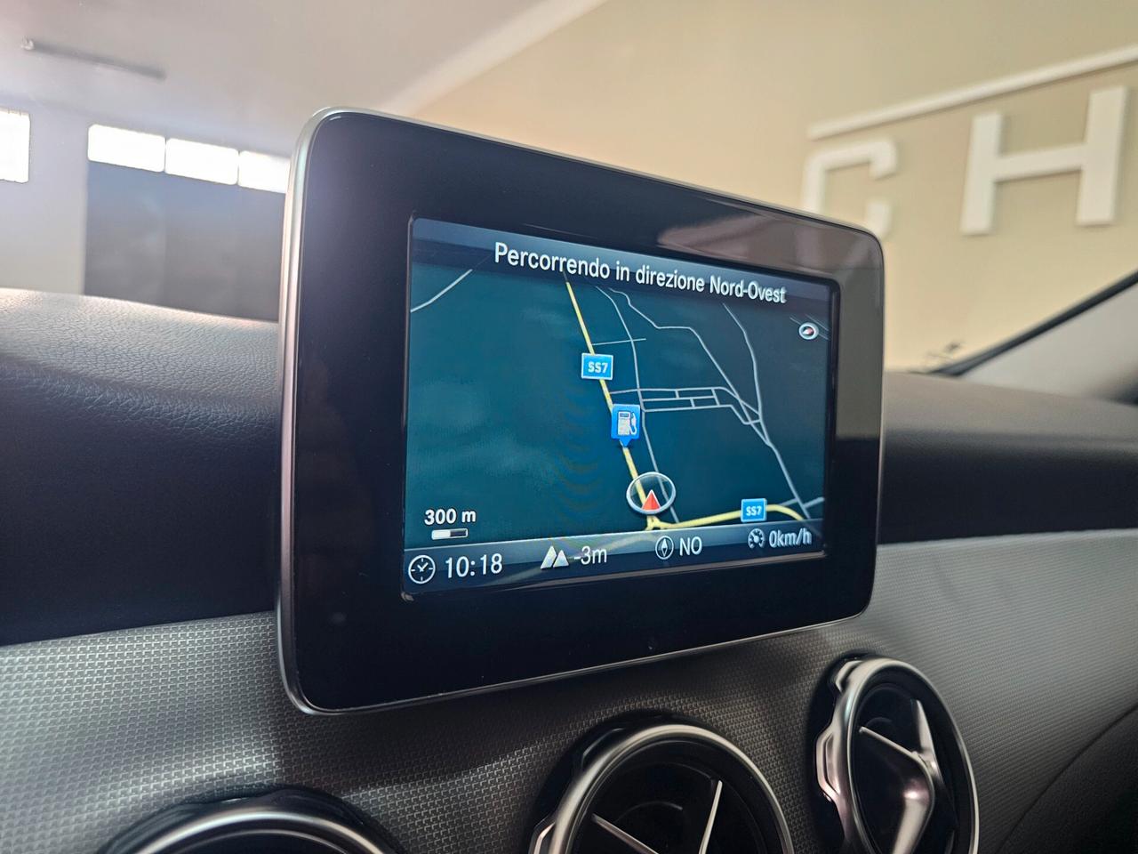 Mercedes-benz GLA 180 d Sport