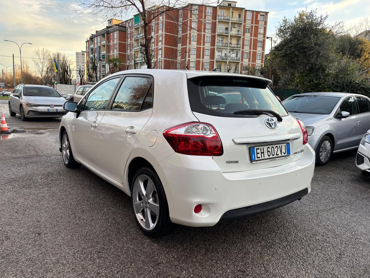 Toyota Auris 1.8 Hybrid 5 porte Executive