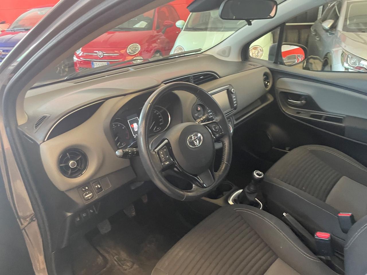 Toyota Yaris 1.0 5 porte*Neopatentati*