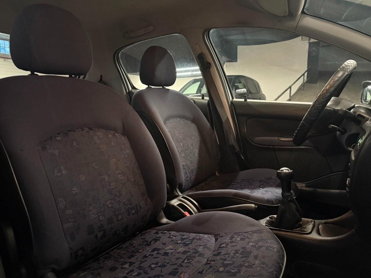 Peugeot 206 1.1 3p. XT