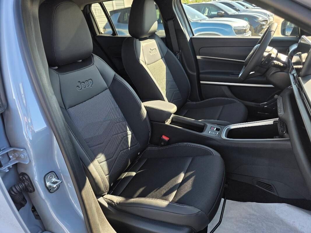 Jeep Avenger 1.2 110 CV MHEV Summit+LED AMBIENT