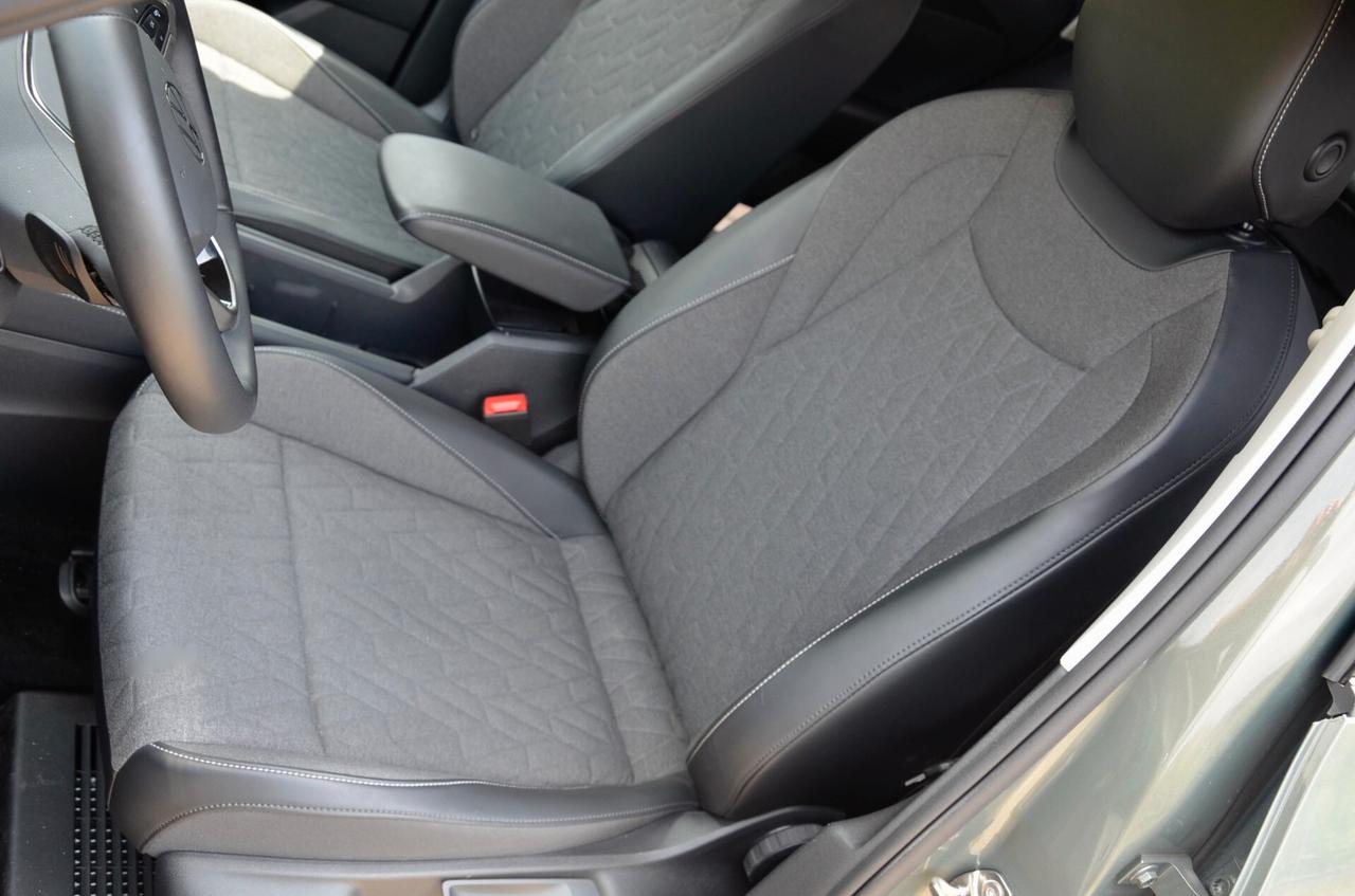 VOLKSWAGEN TIGUAN 1.5 eTSI EDITION PLUS 150cv DSG, GARANZIA UFF, UNICOPROP, EURO 6E, IQ LIGHT, RETROCAMERA, APPLE ANDROID, PERMUTE