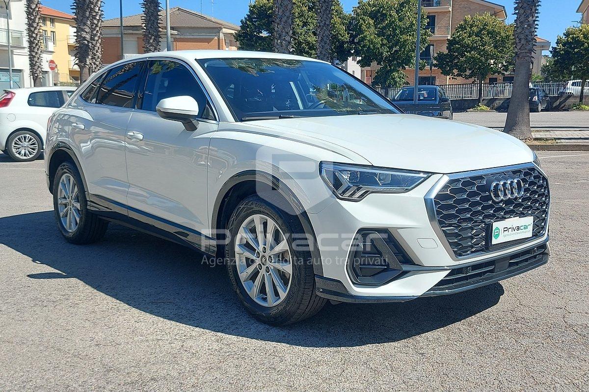 AUDI Q3 SPB 45 TFSI e S tronic Business Plus