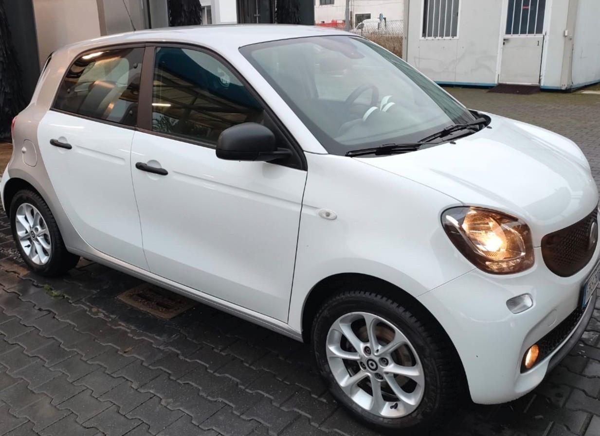 Smart ForFour 70 1.0 Youngster