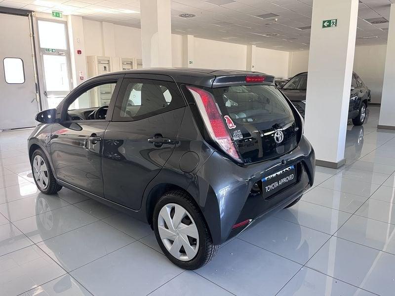 Toyota Aygo Aygo 1.0 VVT-i 69 CV 5 porte x-play