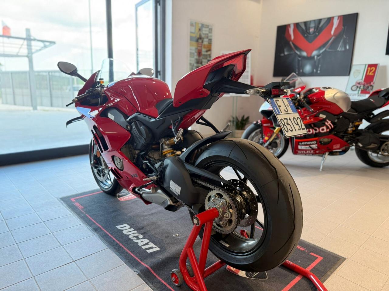 Ducati Panigale V4 MY 2024 NUOVA!
