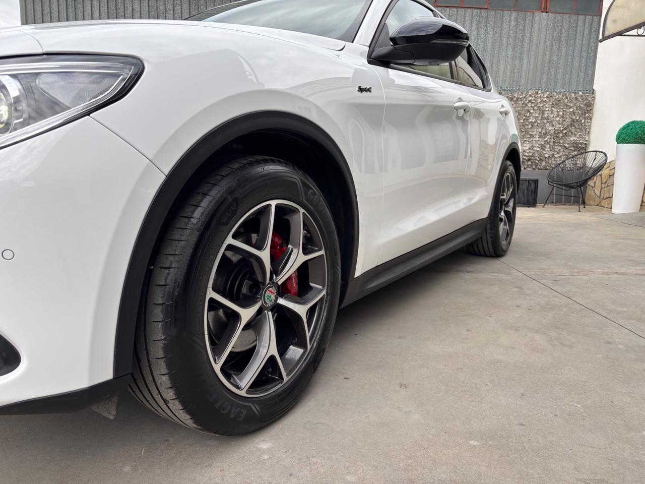 Alfa Romeo Stelvio 2.2 Turbodiesel 190 CV AT8 Q4 Sprint