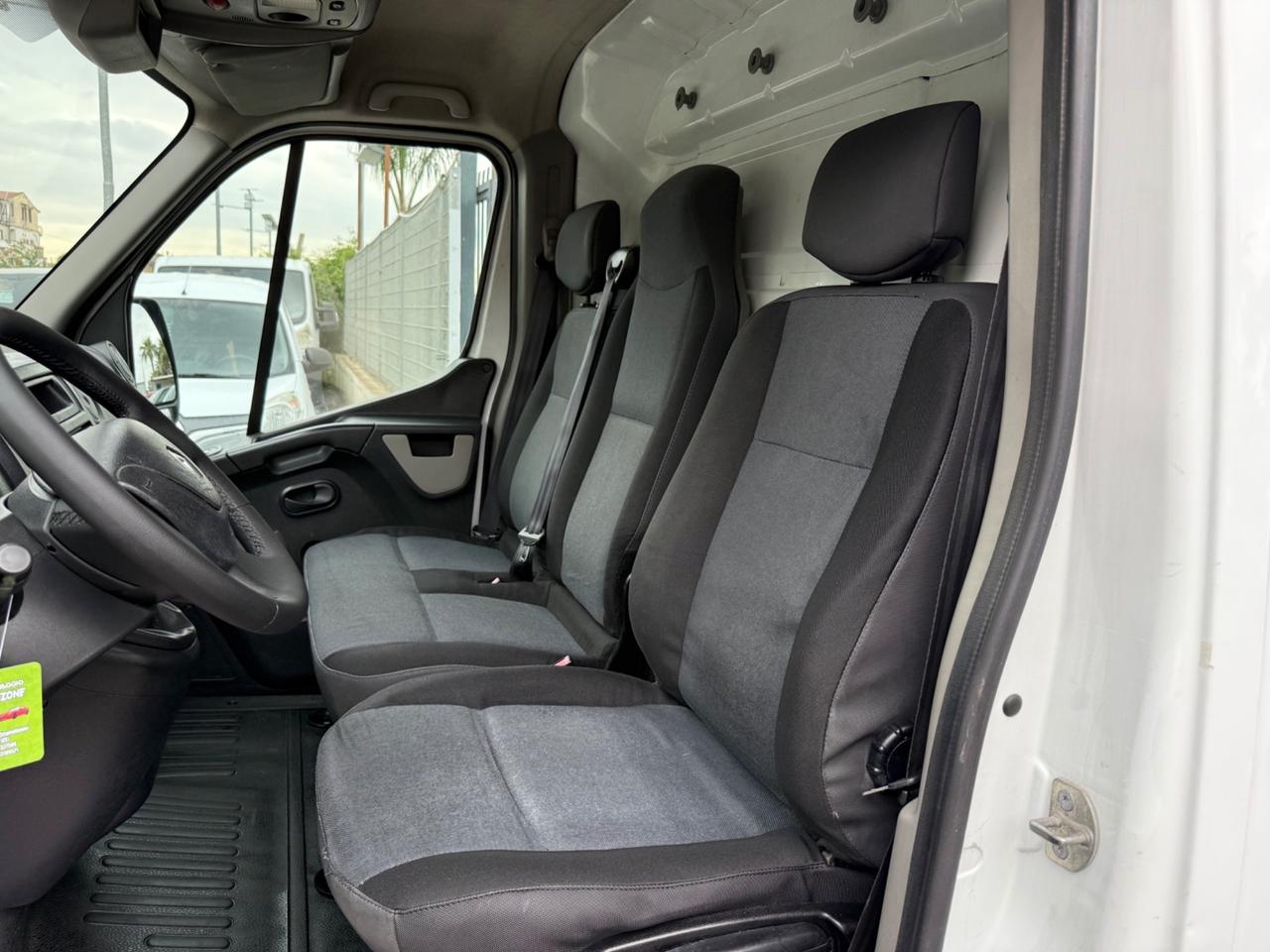 Renault Master 2.3 Diesel Tetto Alto passo Medio