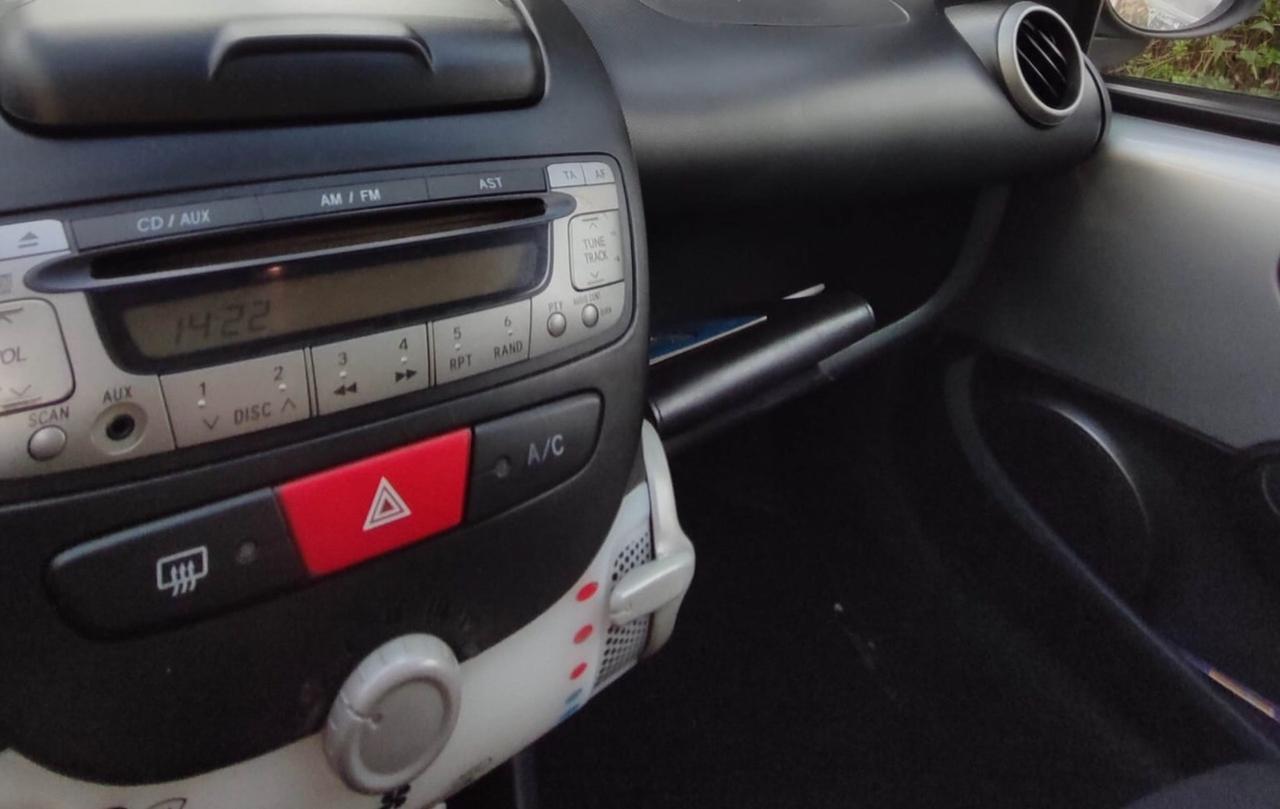 Toyota Aygo 1.0 12V VVT-i 5 porte