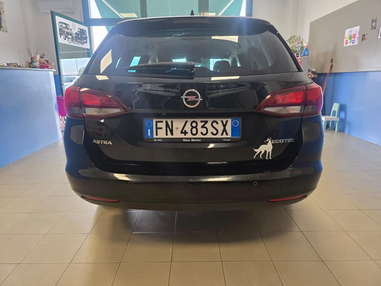 Opel Astra 1.4 Turbo 110CV EcoM Sports Tourer Dynamic
