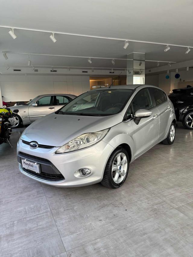 FORD Fiesta 1.2 82 CV 5 porte Titanium