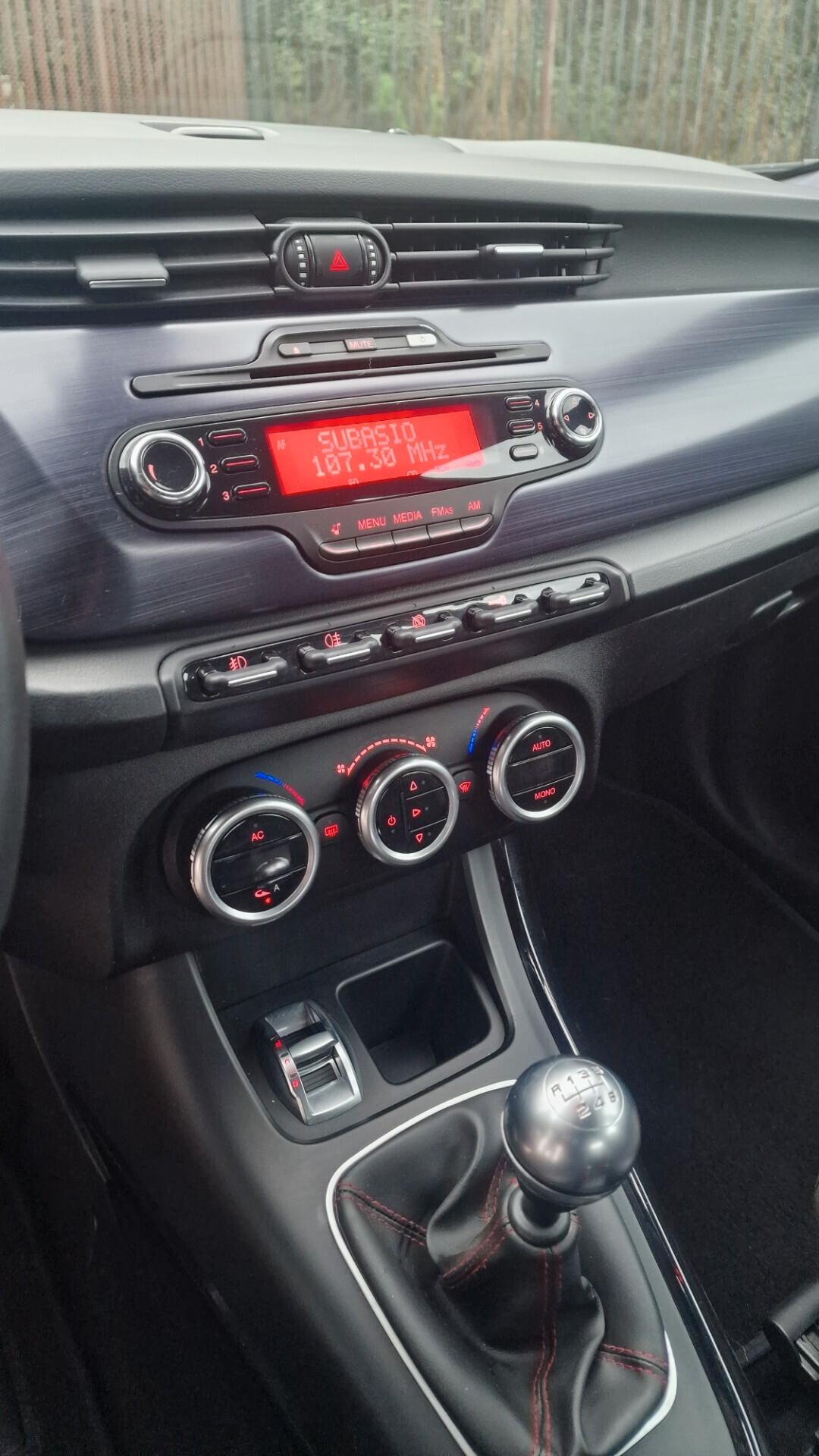 Alfa Romeo Giulietta 1.6 JTDm-2 105 CV Distinctive