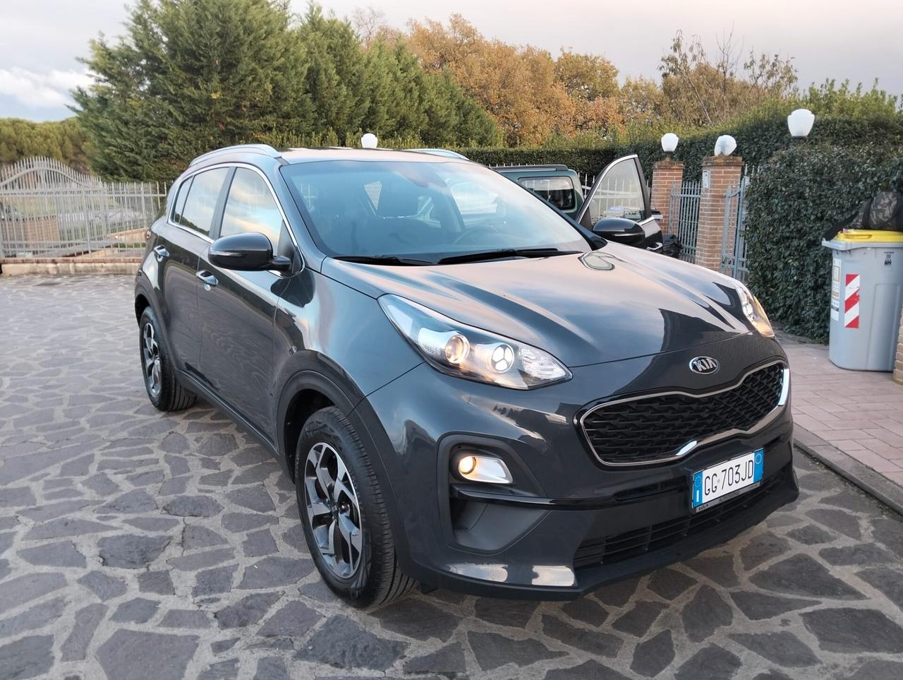 Kia Sportage 1.6 CRDI 136 CV 2WD Mild Hybrid Business Class km 24000