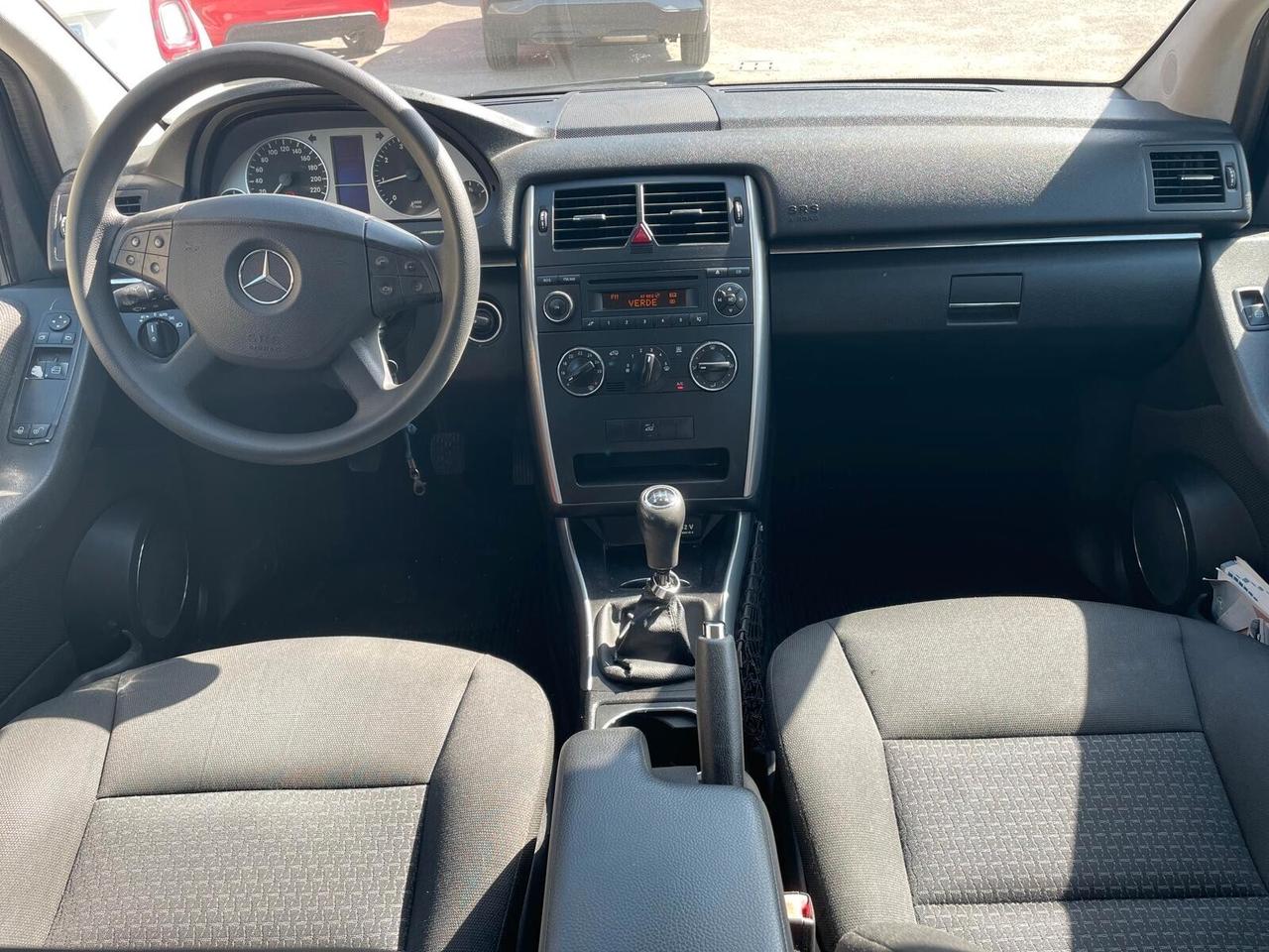 Mercedes-benz B 180 B 180 NGT BlueEFFICIENCY