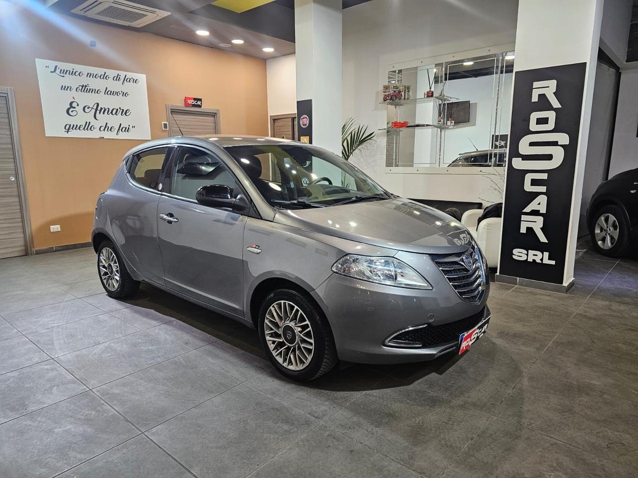 Lancia Ypsilon 1.2 69 CV 5 porte GPL Ecochic Gold