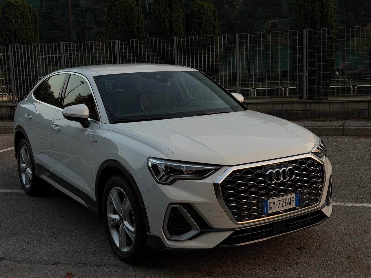 Audi Q3 35 TDI S tronic S-line edition