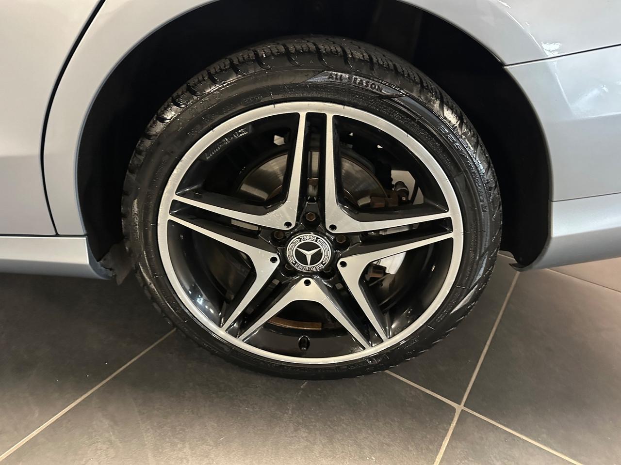 MERCEDES-BENZ C180D SPORT BERLINA 116CV AUTOMATICO