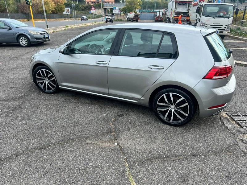Volkswagen Golf 5 Porte Golf 5p 1.6 tdi CERCHI PDC NAV 115cv distr nuova!115cv