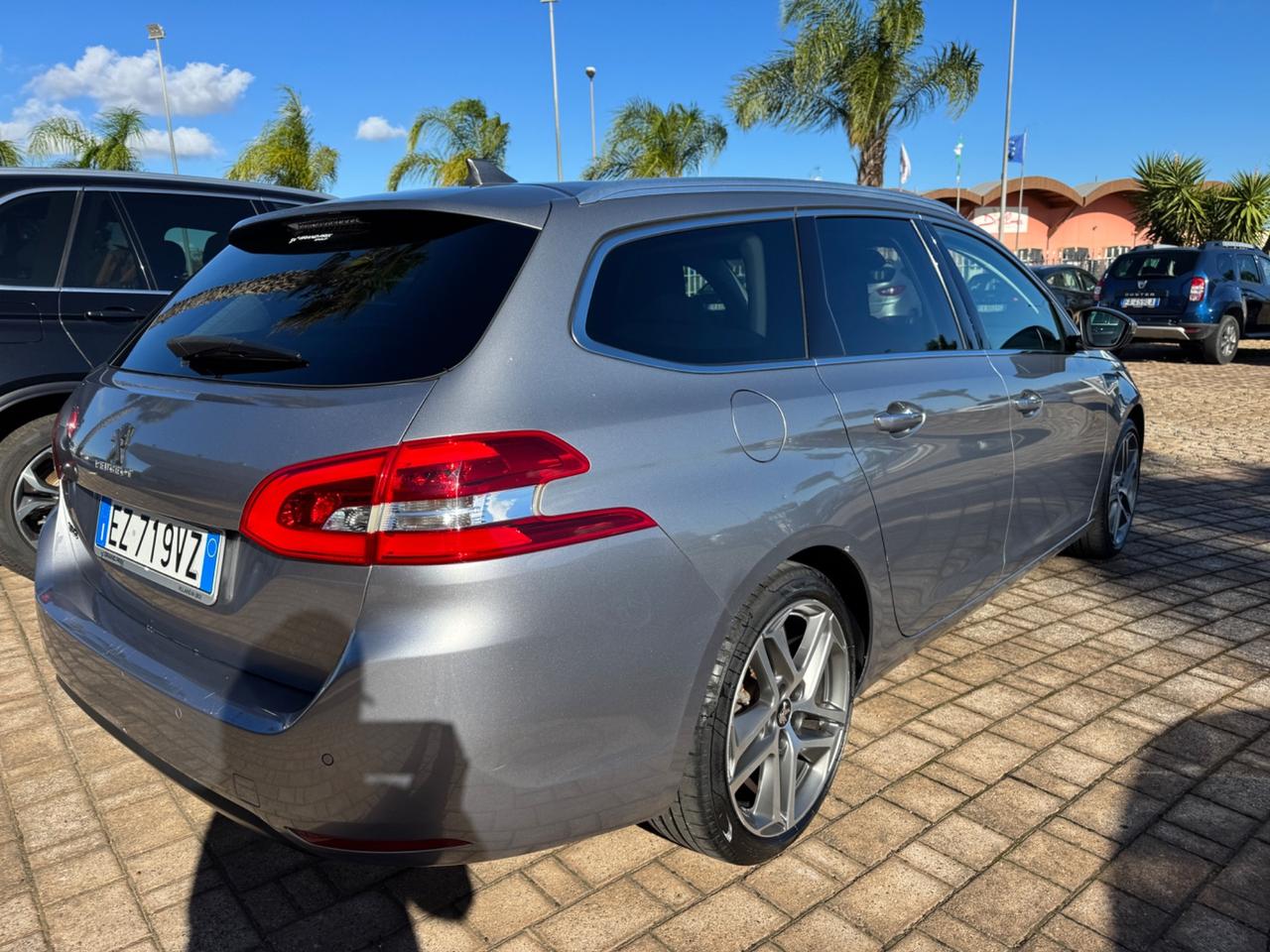 Peugeot 308 PureTech Turbo 130 S&S SW Allure