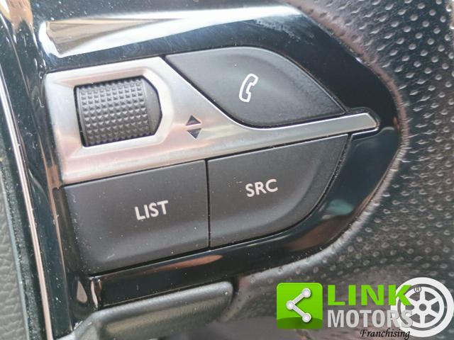 PEUGEOT 3008 Hybrid4 300 e-EAT8 GT Line