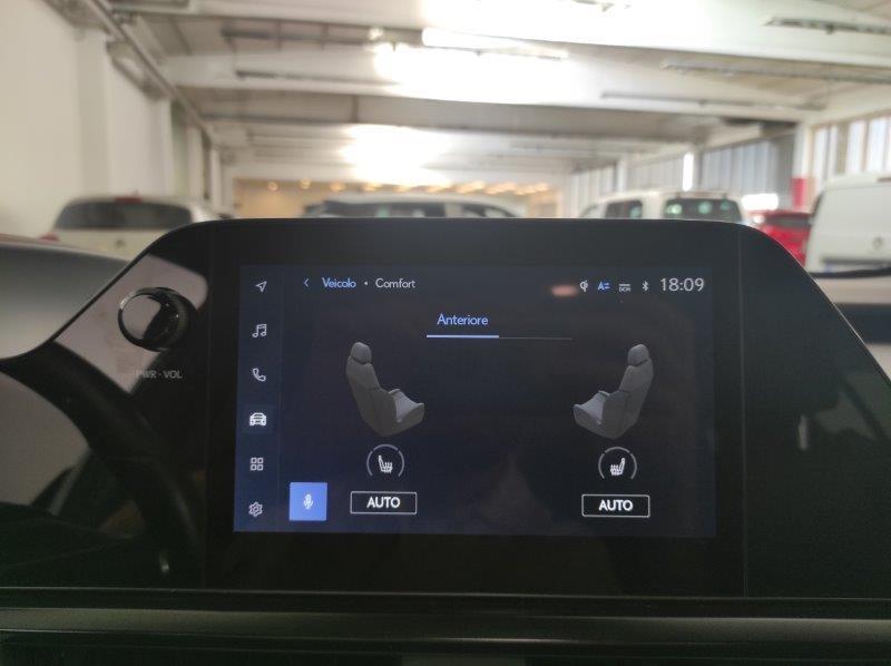 LEXUS UX - UX Hybrid Design