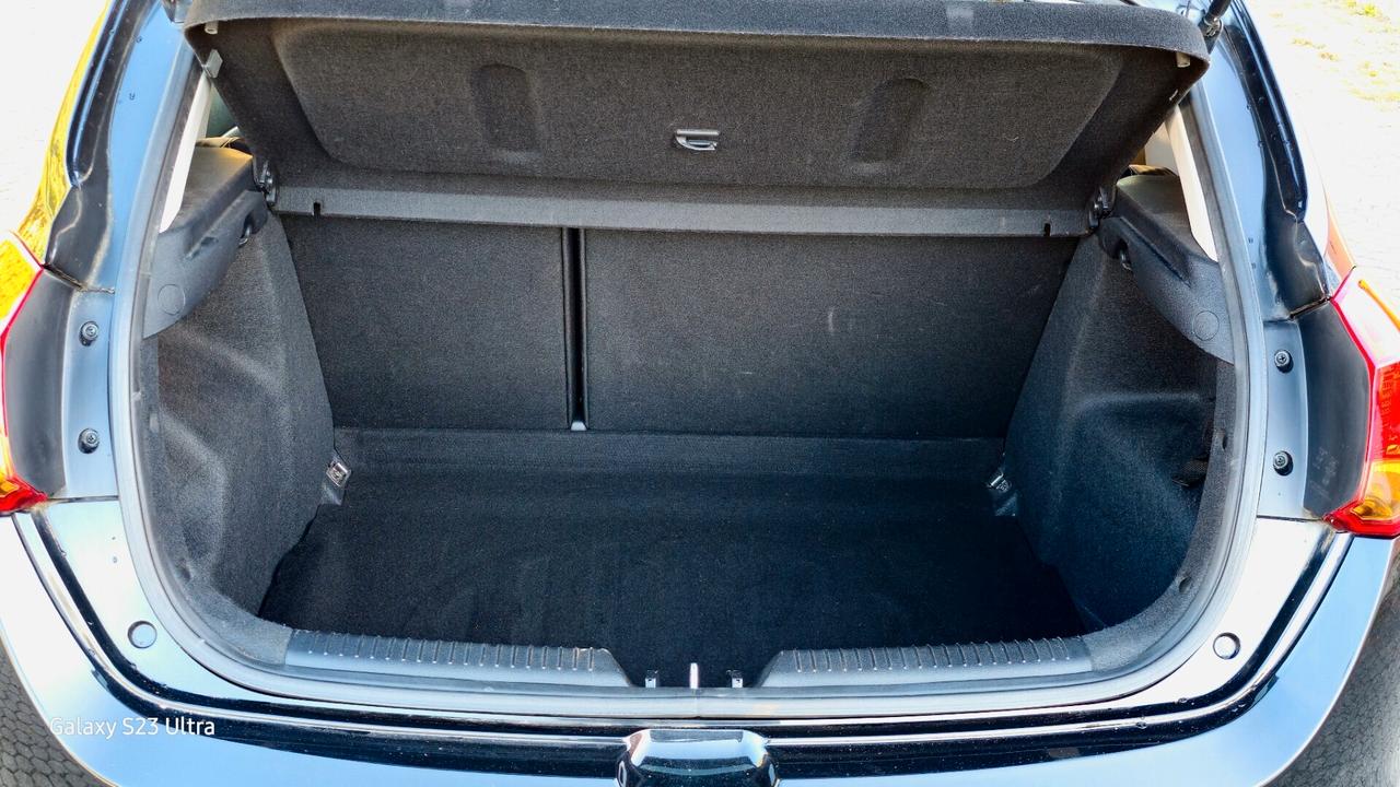 Kia Ceed full optional navi/ retrocamera Garanzia 12 mesi ok neopatentati