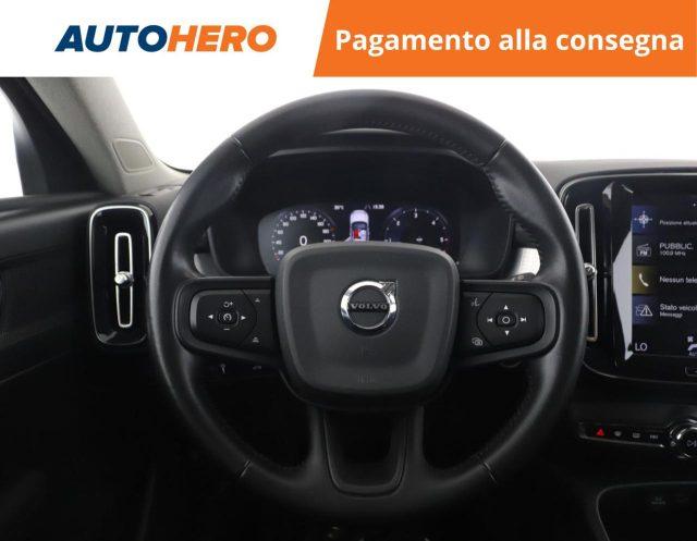 VOLVO XC40 D3 Momentum Pro