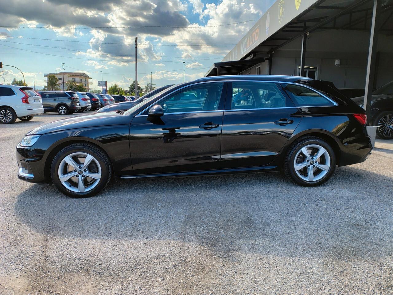 Audi A4 30 TDI/136 CV S tronic S line edition
