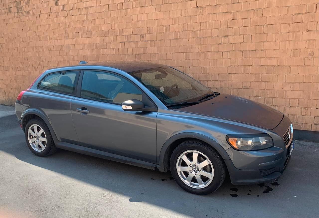 Volvo C30 1.6 Momentum