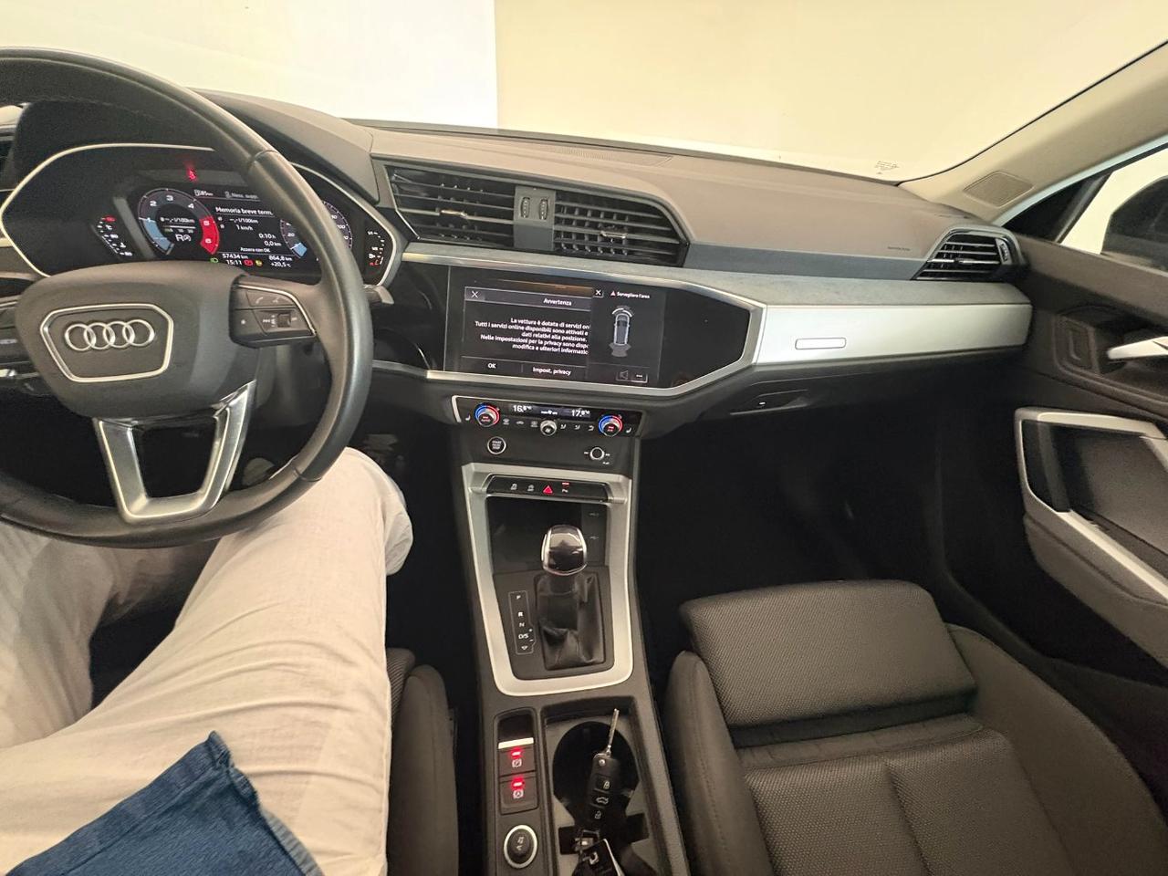 Audi Q3 35 2.0 tdi Business Advanced s-tronic
