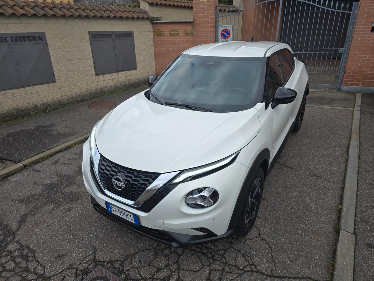 Nissan Juke 1.0 DIG-T 114 CV DCT N-Connecta