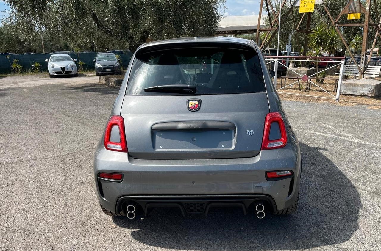 Abarth 695 1.4 Turbo T-Jet 180 CV