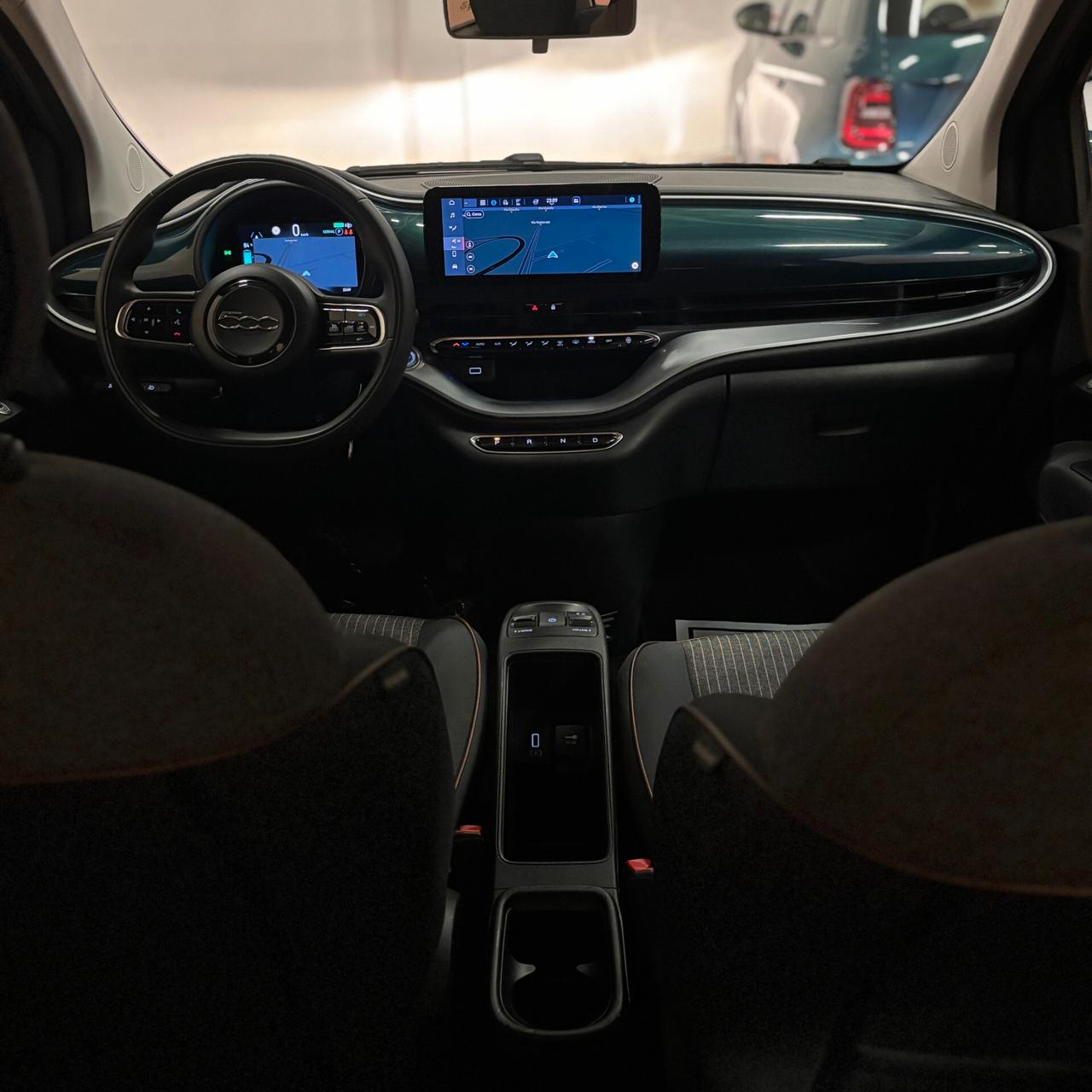 Fiat 500 500e Berlina 42 kWh Icon