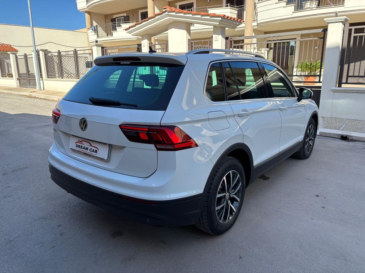 Volkswagen Tiguan 1.6 TDI SCR Sport BlueMotion Technology