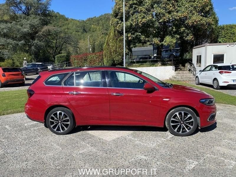 FIAT Tipo (2015-->) 1.6 Mjt S&S SW Lounge