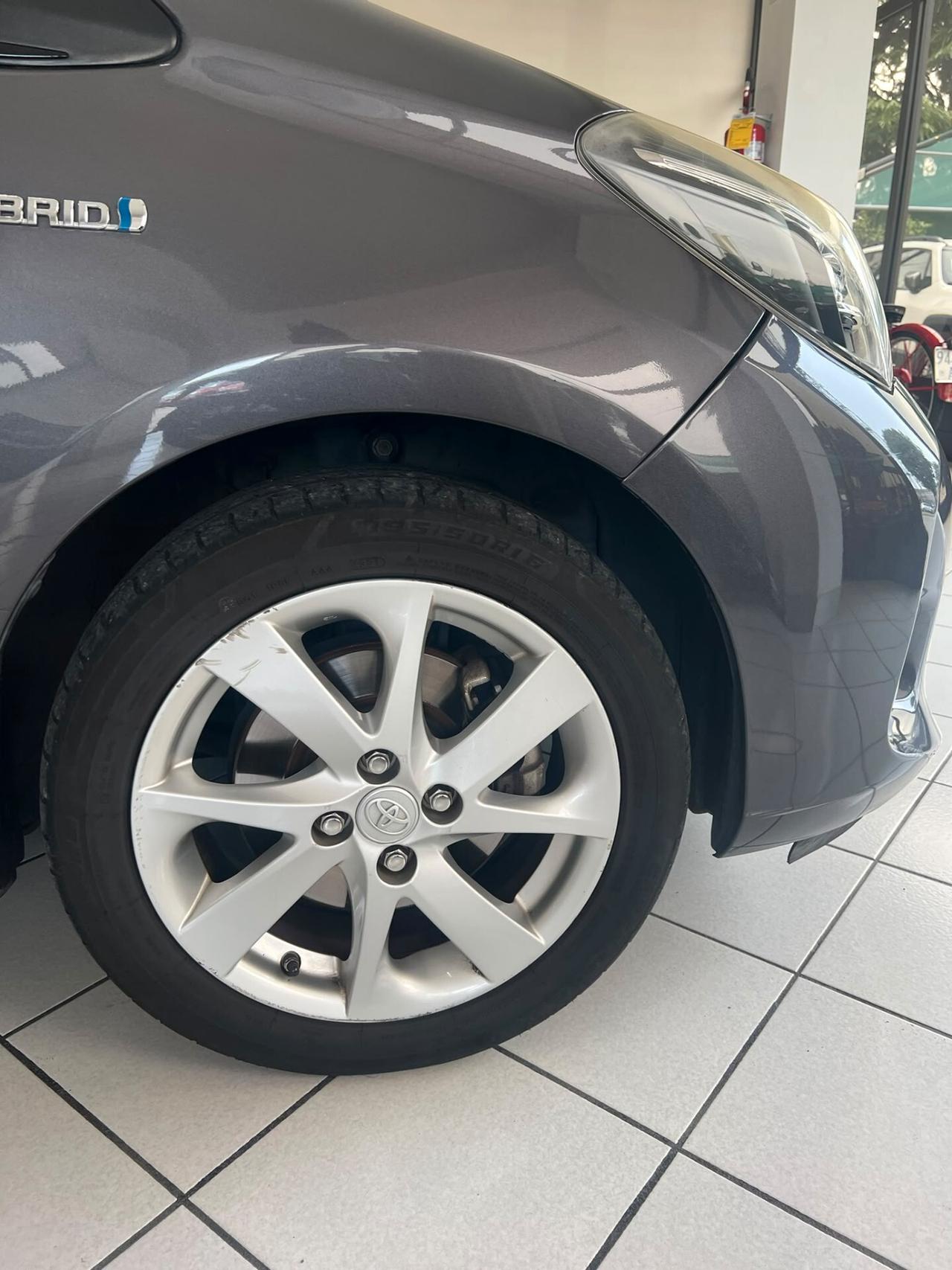 Toyota Yaris 1.5 Hybrid 5 porte Cool