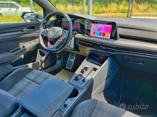 Volkswagen Golf GTI DSG