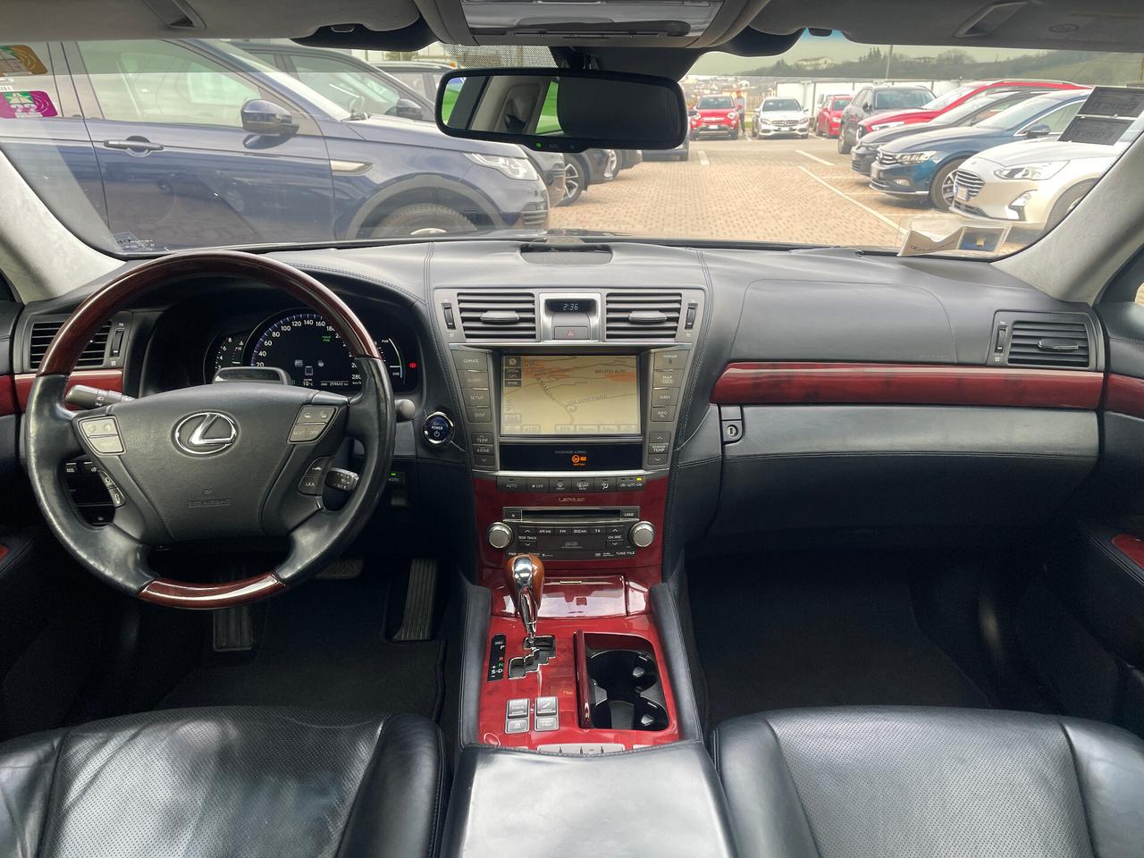 Lexus LS 600 600h L Luxury