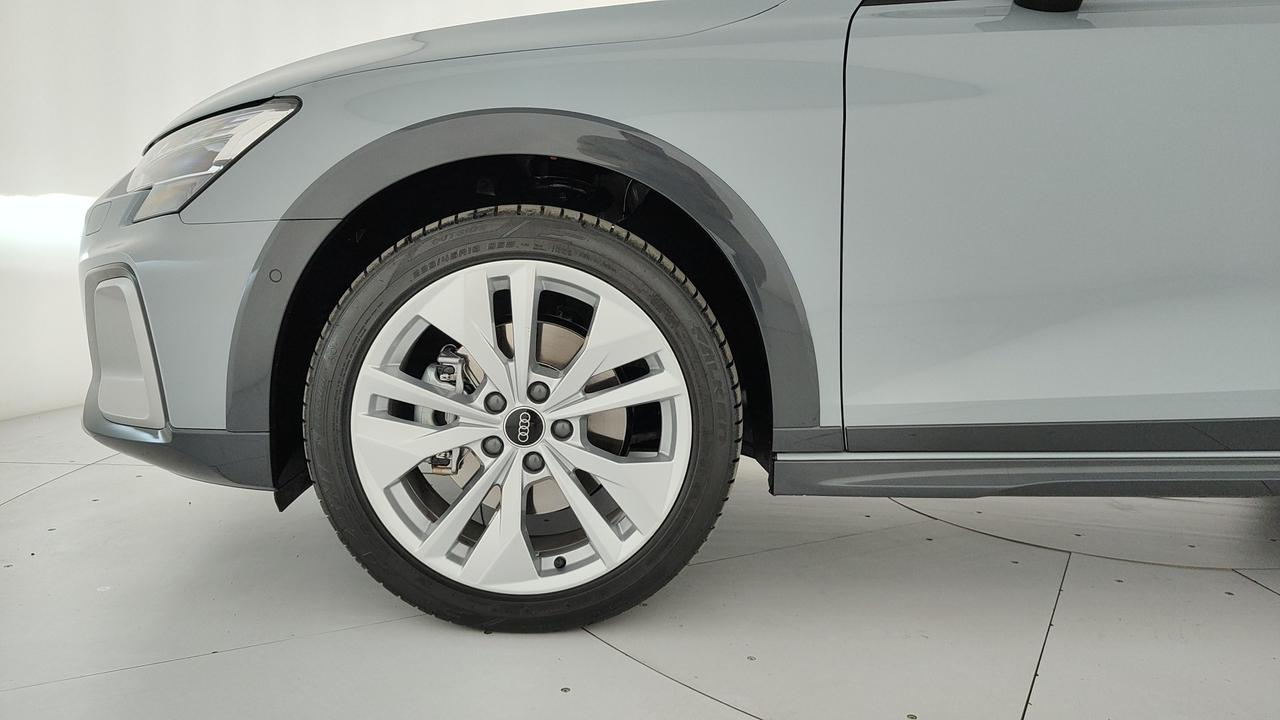 AUDI A3 IV 2024 allstreet - A3 allstreet 35 1.5 tfsi mhev Business Advanced s-tronic