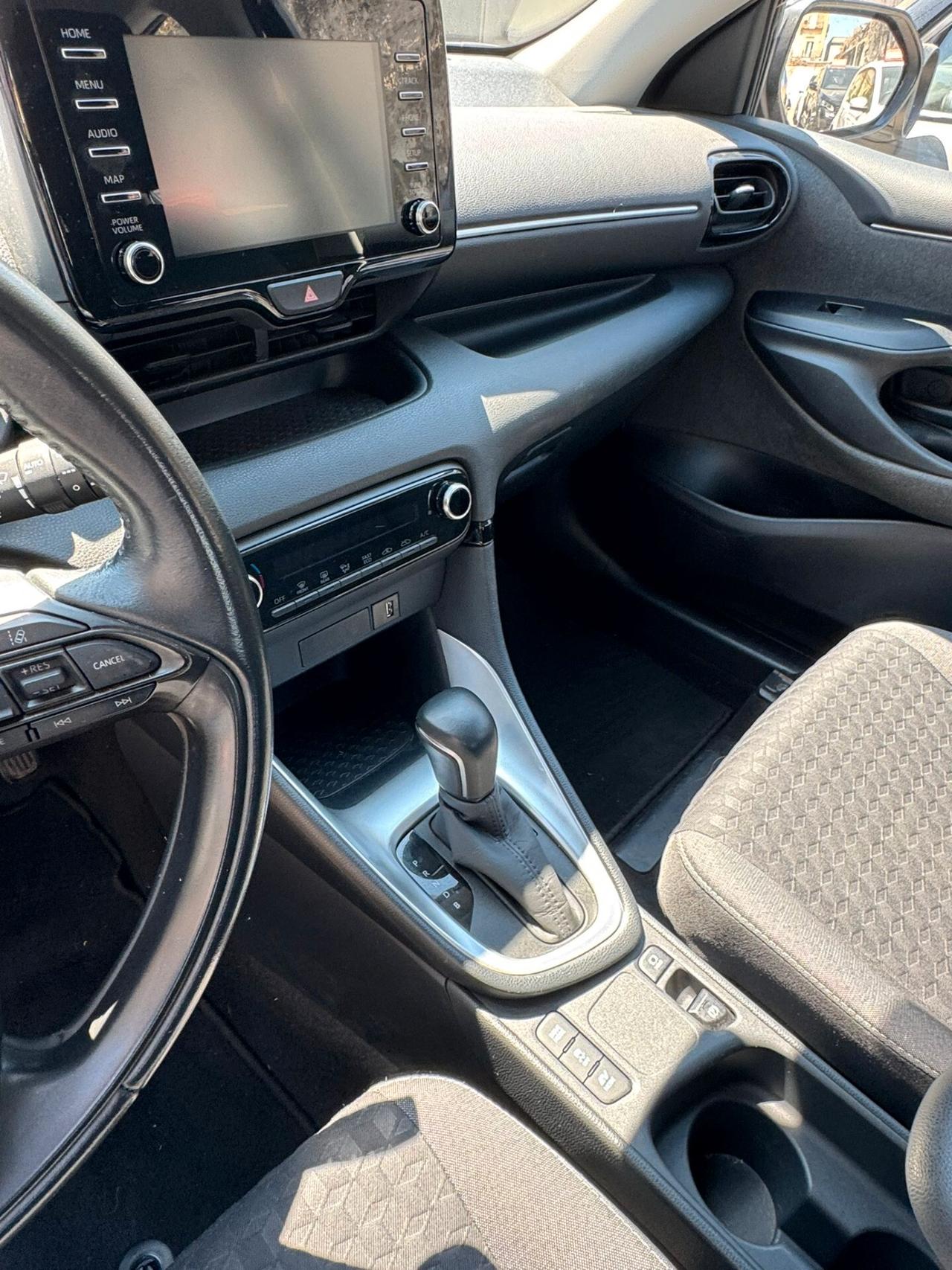 Toyota Yaris 1.5 Hybrid 5 porte Active