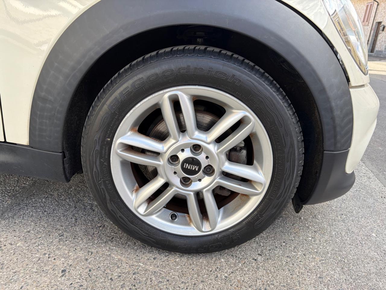 Mini 1.6 16V Cooper D KM 100000